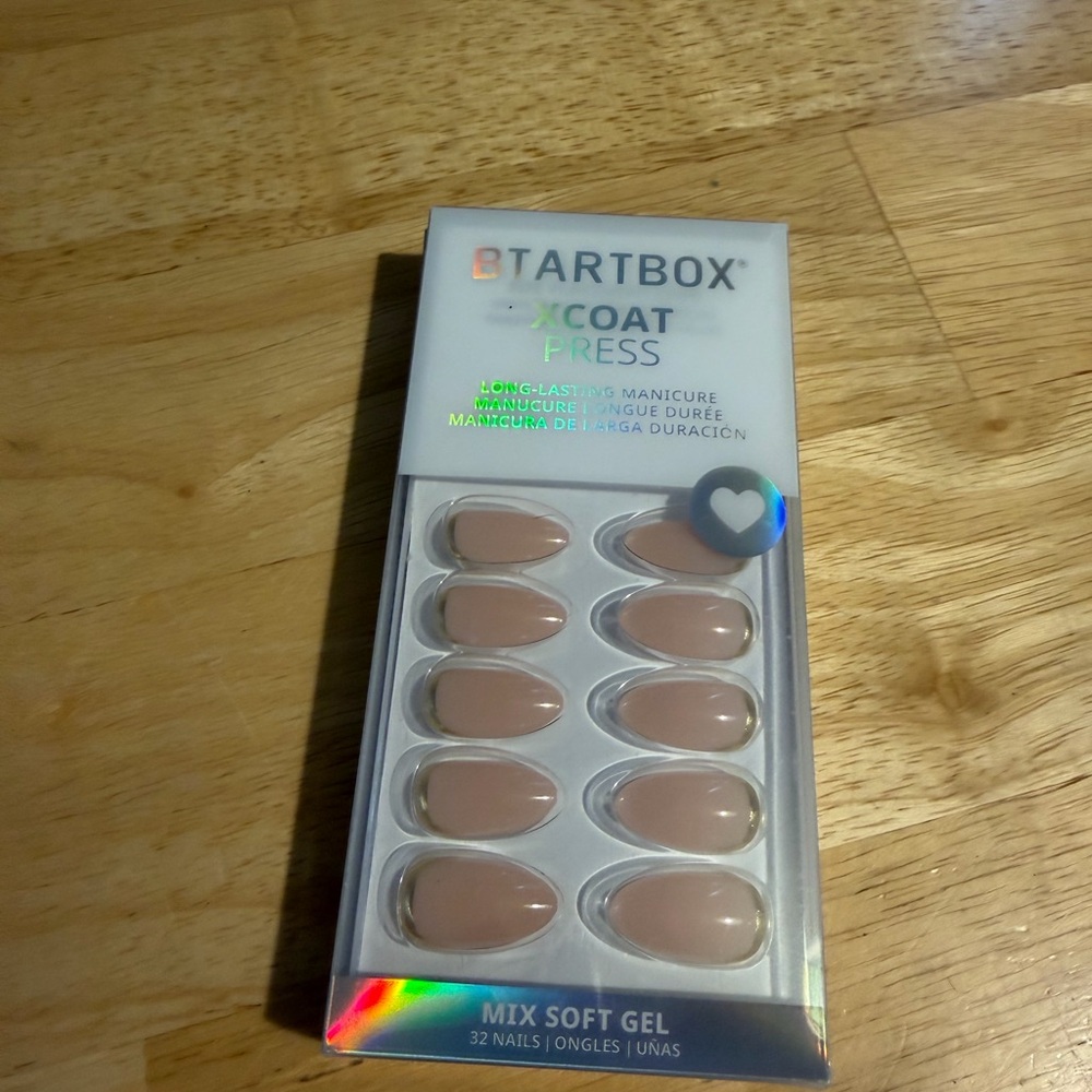 NEW BtArtbox Nude Soft Gel Press-On Nails